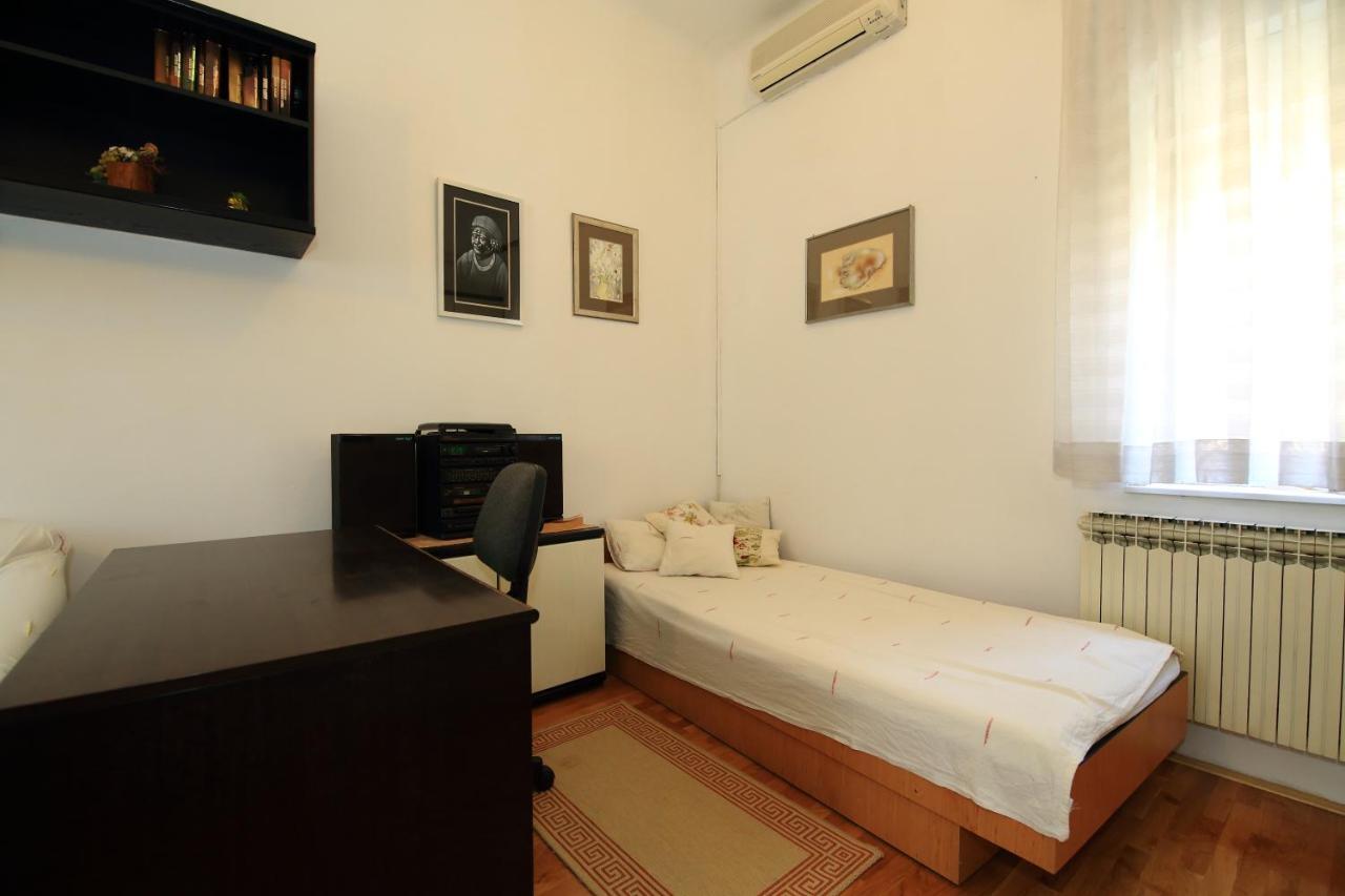 Apartment Lavanda 1 - Zagreb Buitenkant foto
